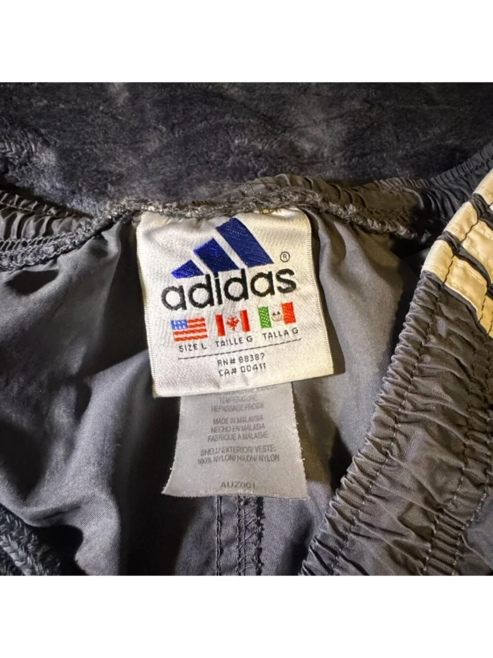 Vintage 90s/Y2K Adidas Nylon Track Pants Grey - Size L